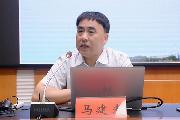 https://news.hunnu.edu.cn/__local/5/A5/56/777B887C40A165852DC29BF5C33_8FF85DC3_C1CE.jpg